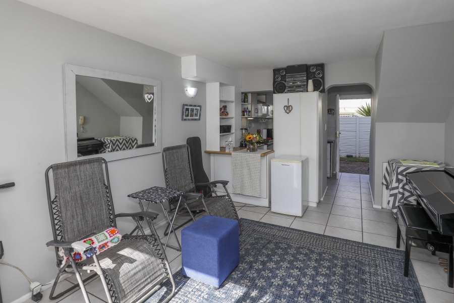 2 Bedroom Property for Sale in Plumstead Western Cape